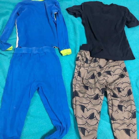 4/$20 BOYS TOY STORY AND SHARK PJ BUNDLE SZ 6&Sm - Picture 4 of 4